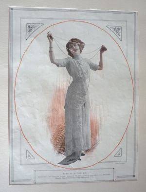 Gravure de mode : Robe de mousseline (cliché Reutlinger)