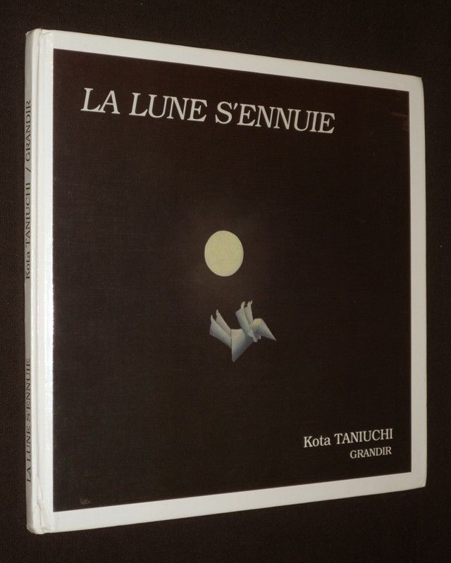 La Lune s'ennuie