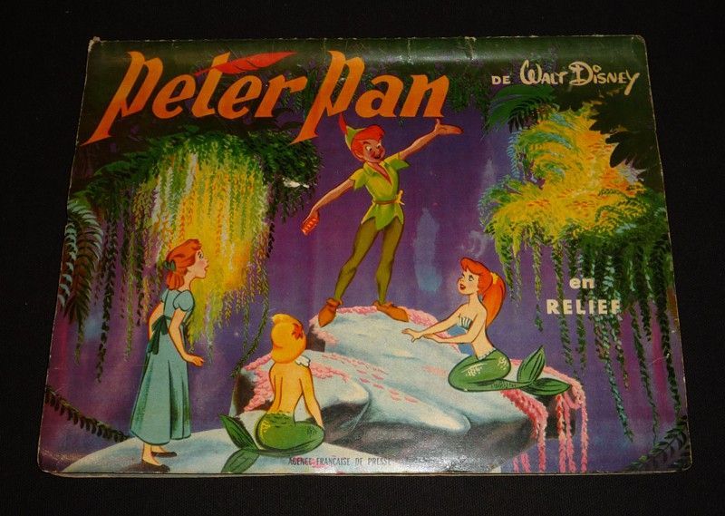 Peter Pan de Walt Disney en relief