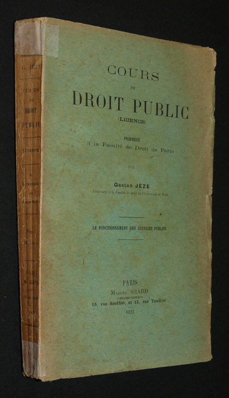 Cours de droit public (Licence) professé à la Faculté de Droit de Paris